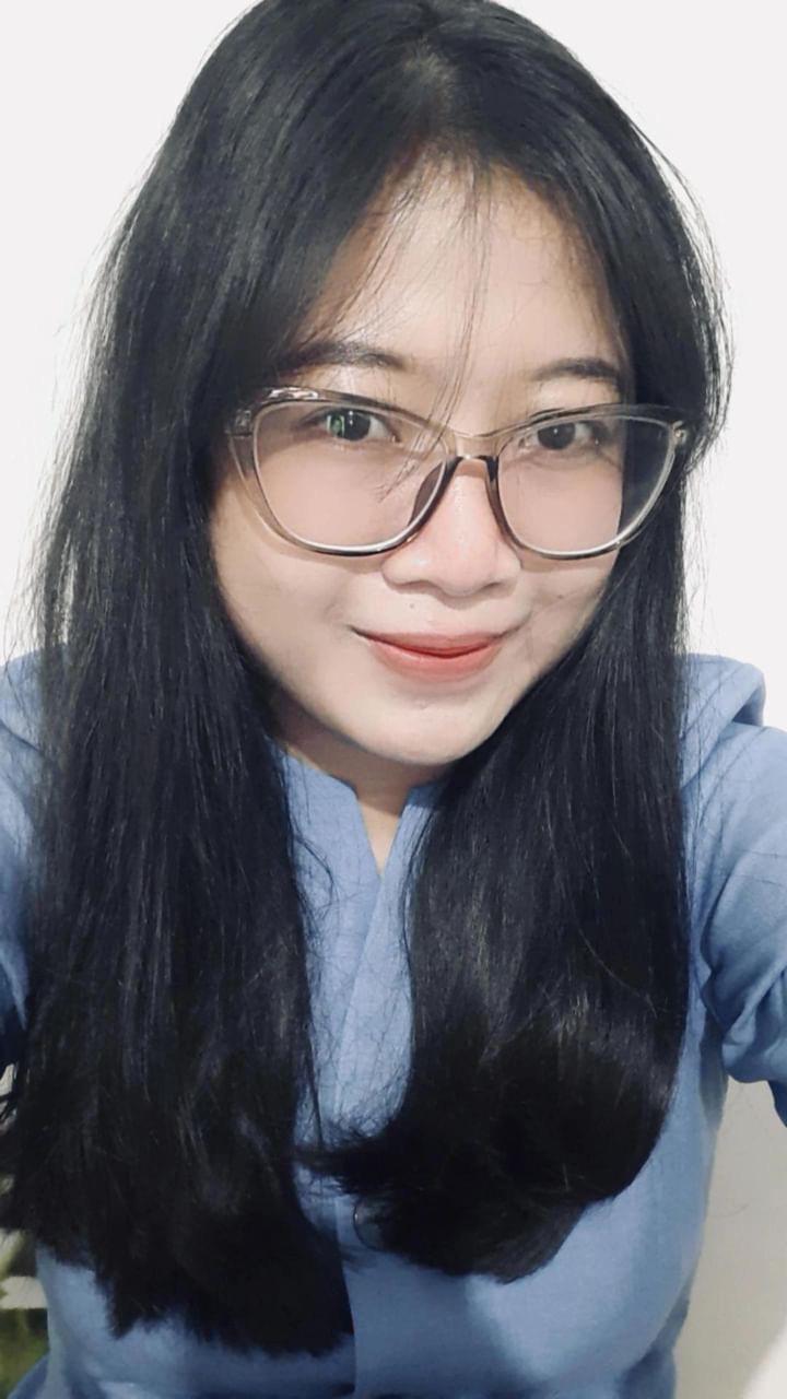 Nona Destiya S.Pd